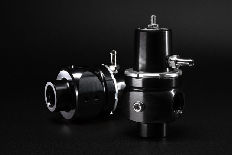 FPR10 Pro-Lite Black – Fuel Pressure Regulator