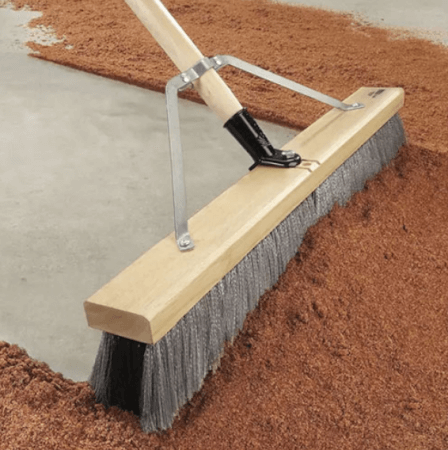 Clean Sweep Sanded Grit Oil Based Sweeping Compound